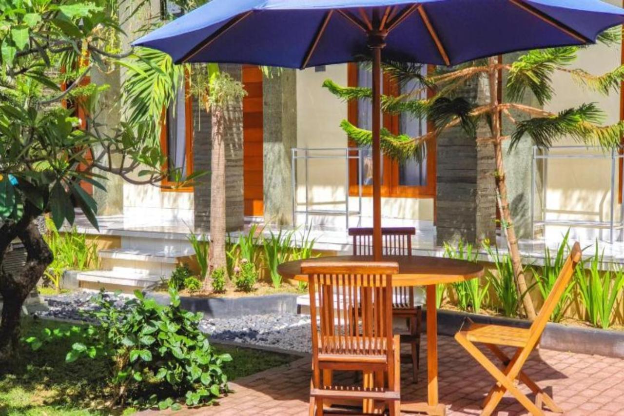 Oyo Flagship 91237 Ratu Guest House Kedunganan Exteriér fotografie