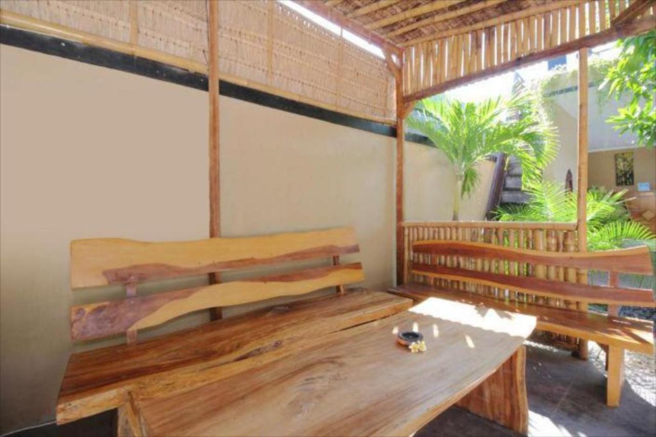 Oyo Flagship 91237 Ratu Guest House Kedunganan Exteriér fotografie