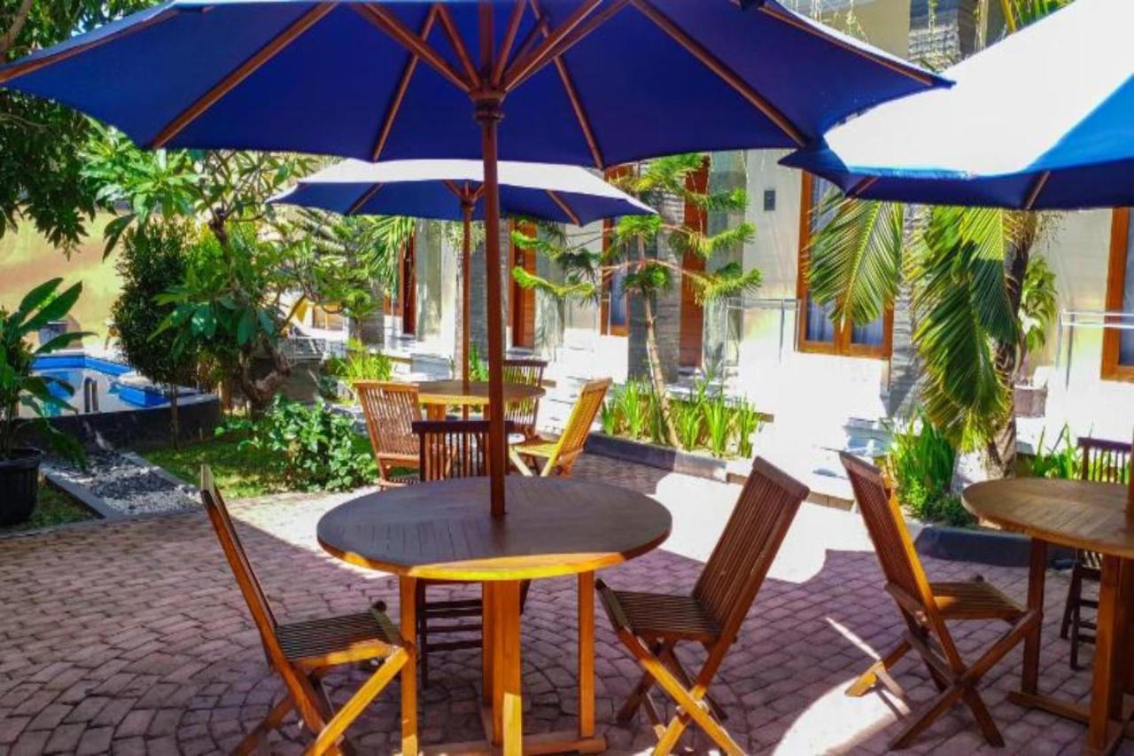 Oyo Flagship 91237 Ratu Guest House Kedunganan Exteriér fotografie